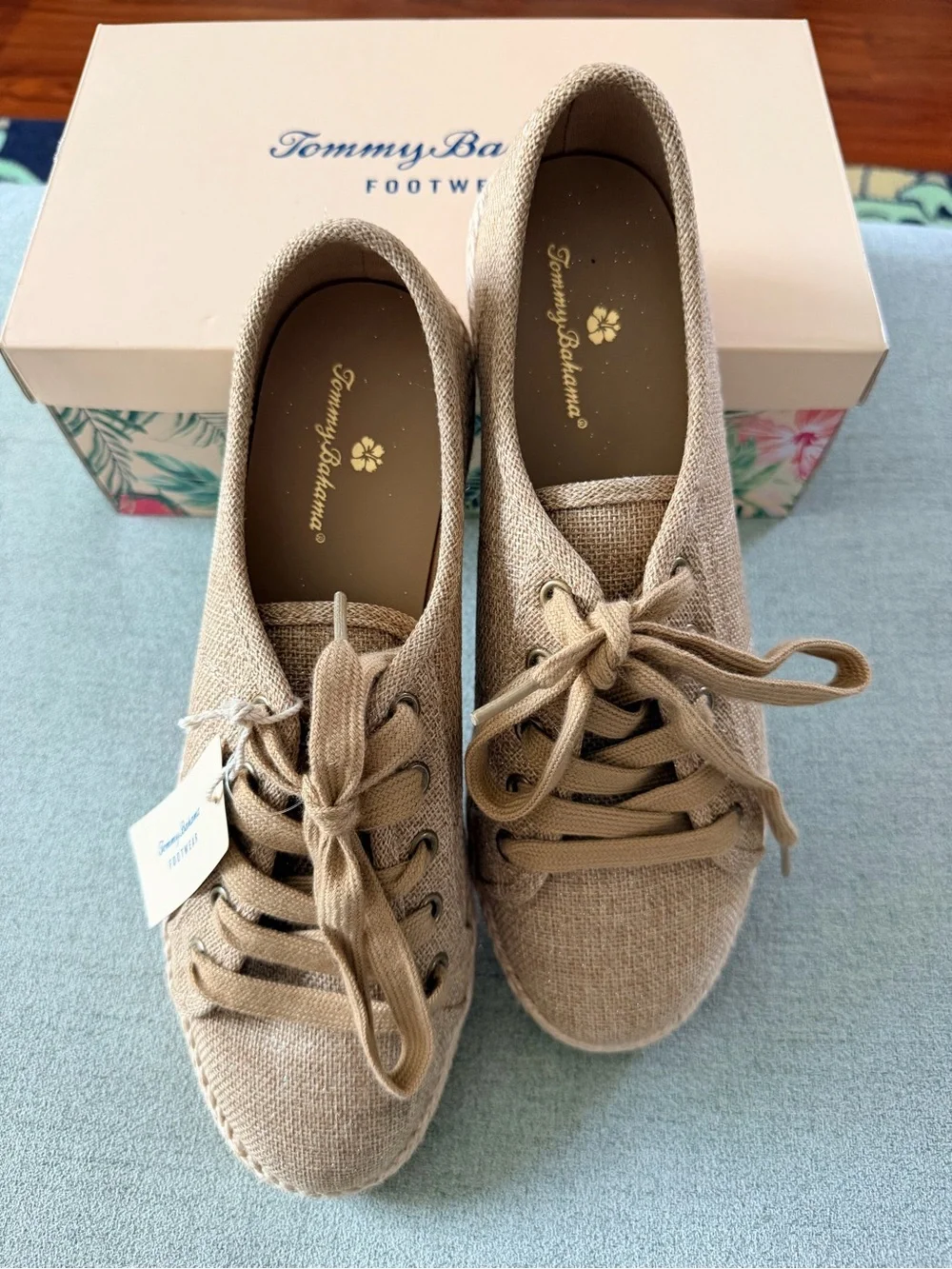 Tommy Bahama Galana Tan Gold Shimmer Espadrille Sneakers 9.5